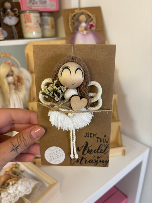 Andělka s jednoduchými křídly, bílá