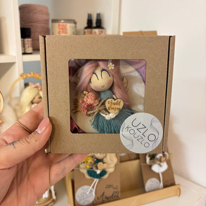 Magnetka, andělka pro paní učitelku, petrolejová