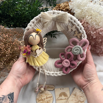 Celoroční věnec s andělkou