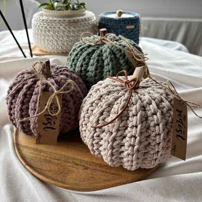 Podzimní dekorace - háčkovaná dýně